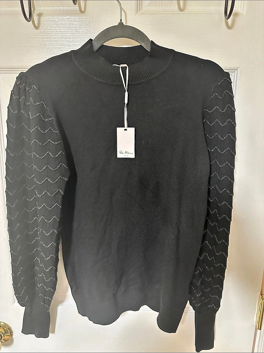 Vicky Micolucci Black Geometric Sleeve Sweater Size Medium NWT